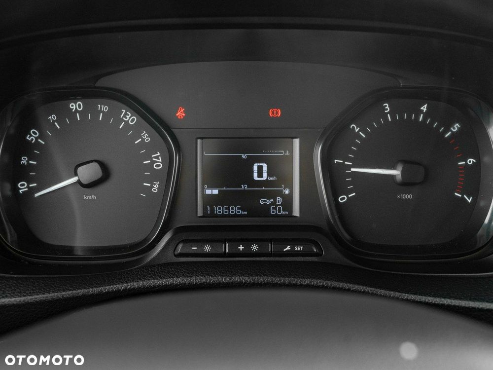 Toyota ProAce Kombi 2.0 D-4D Long 2,8t - 15
