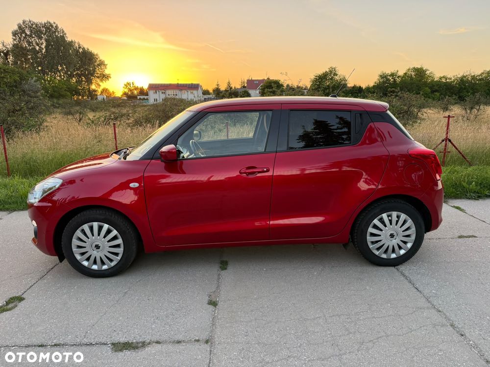Suzuki Swift - 4