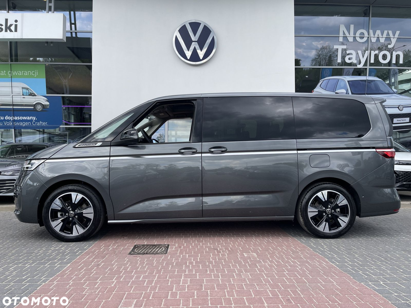 Volkswagen Multivan - 8