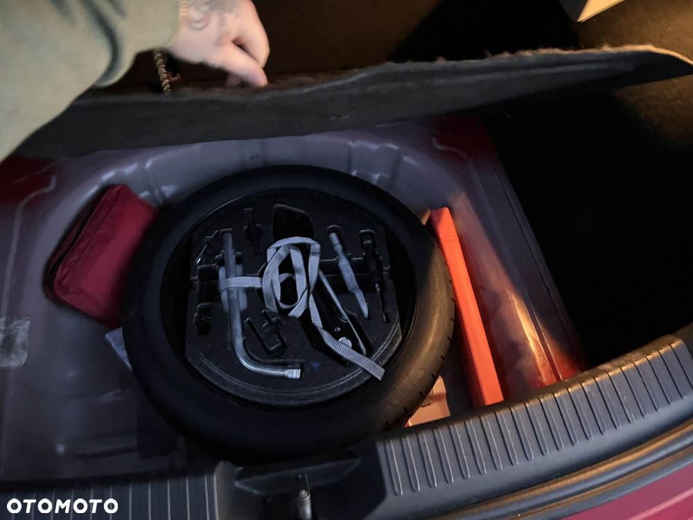 Seat Leon 1.6 TDI Entry - 10