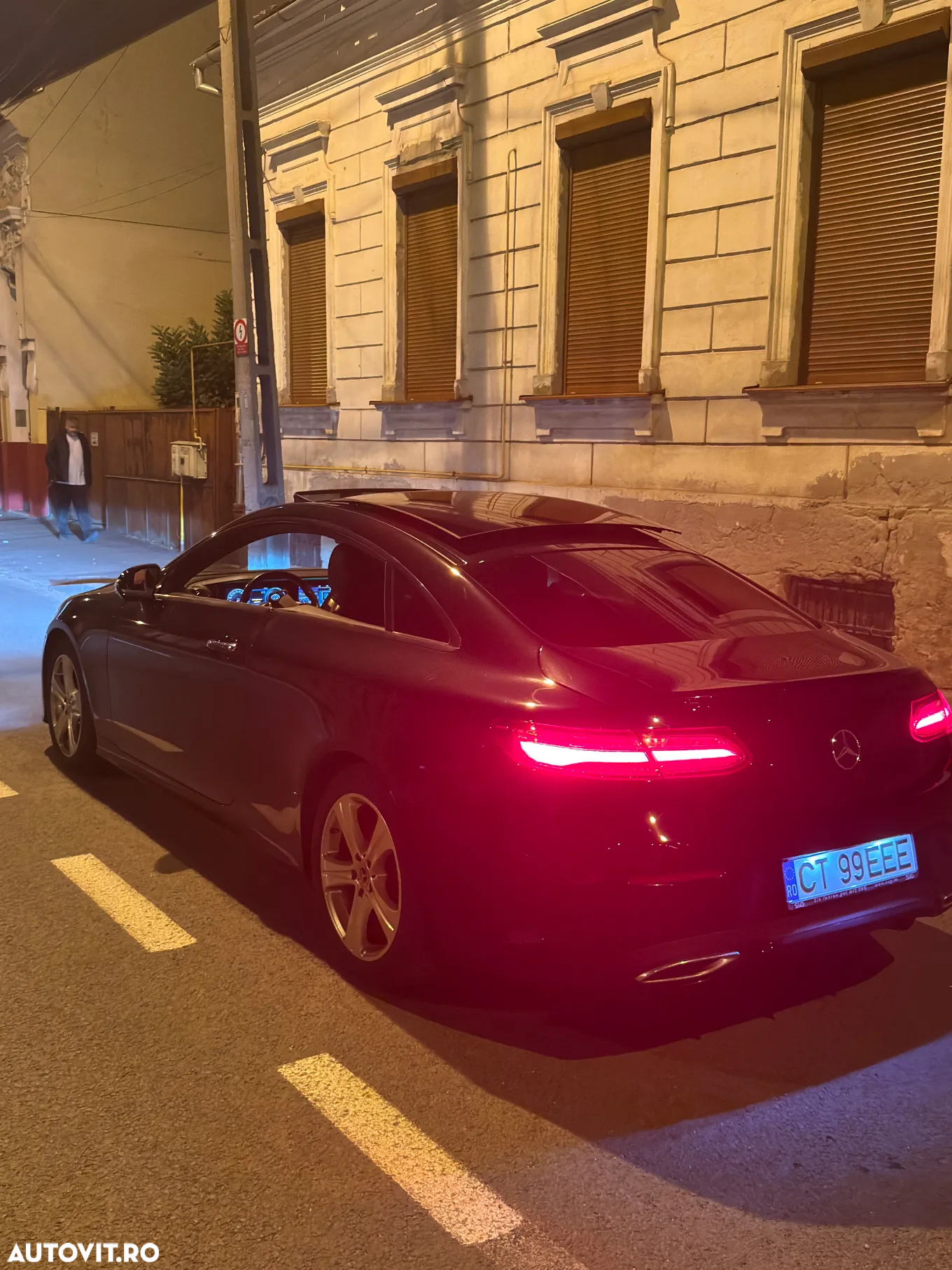 Mercedes-Benz E - 16