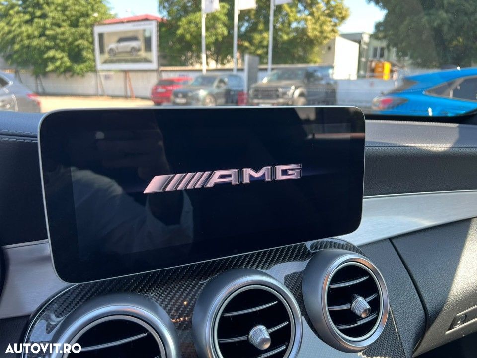 Mercedes-Benz C 43 AMG - 35