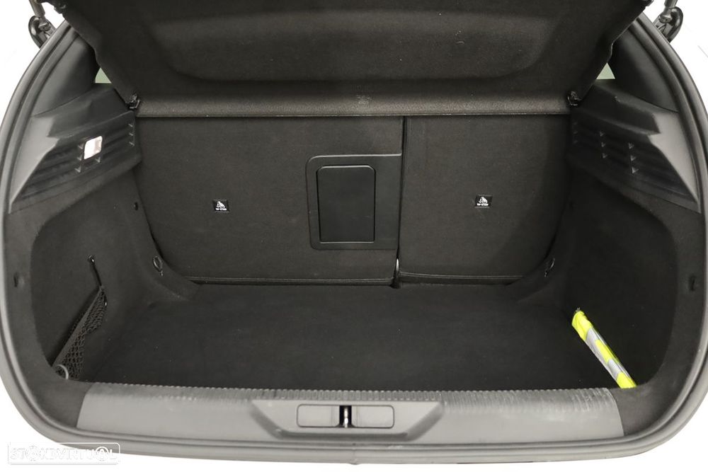 Peugeot 308 1.2 PureTech GT EAT8 - 24