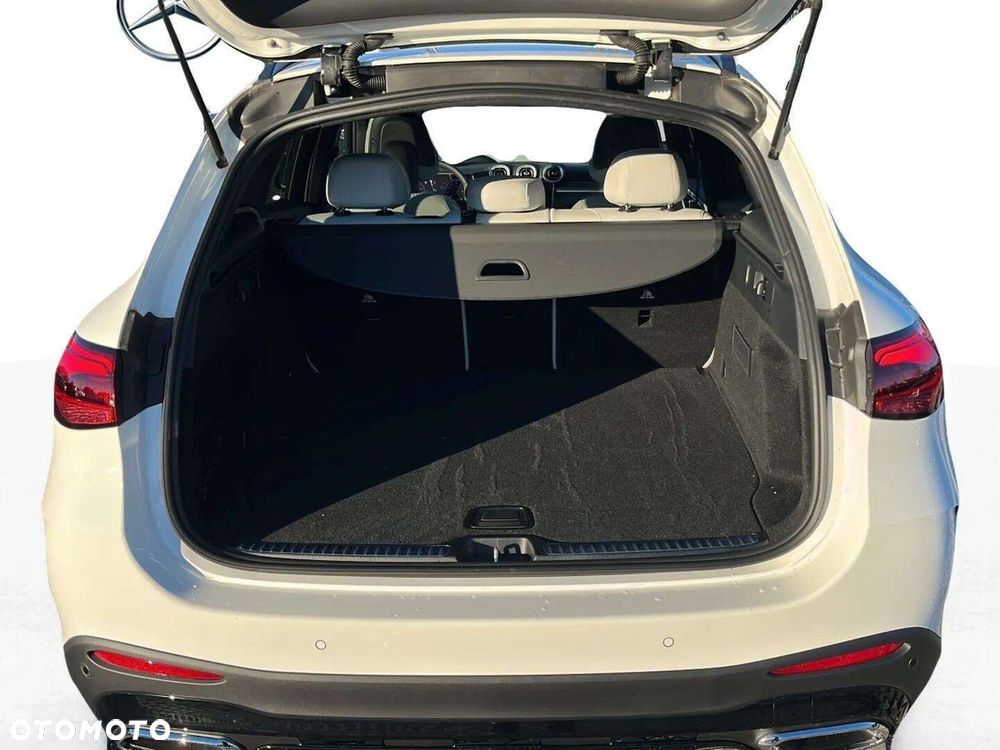 Mercedes-Benz GLC - 16