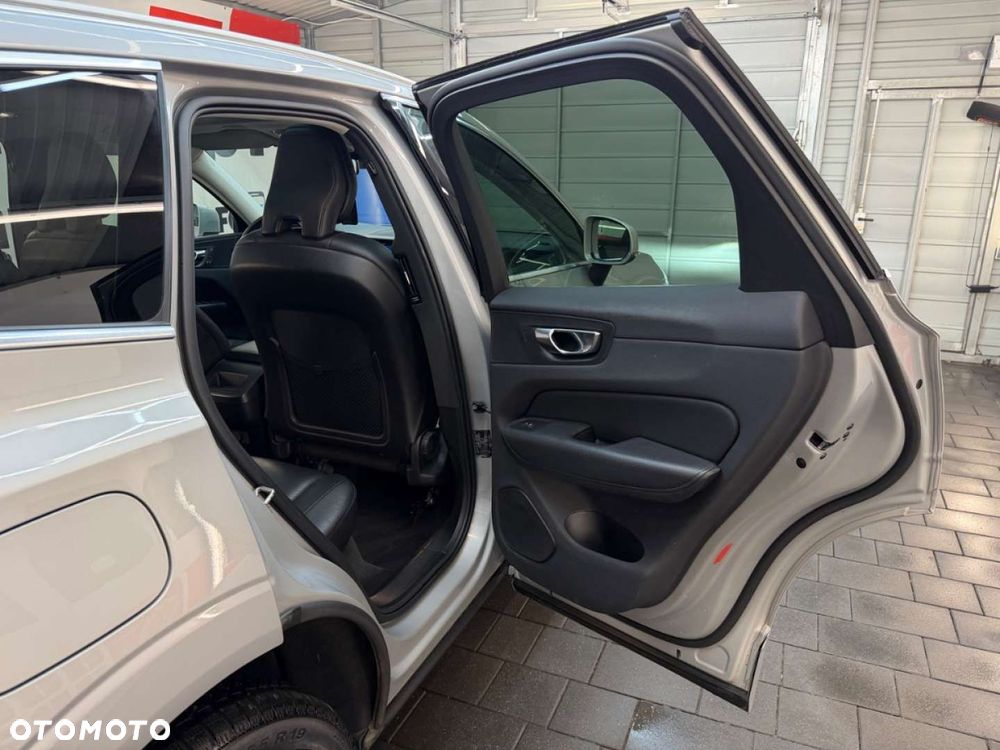 Volvo XC 60 - 35