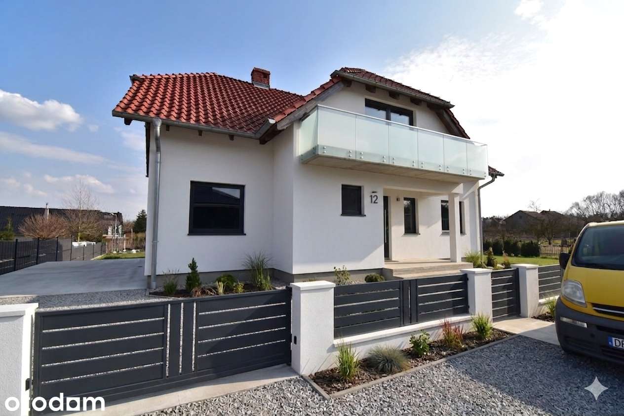 Dom wolnostojący z dużym potencjałem blisko miasta - 210m2 - Pełny obrazek: 2/18