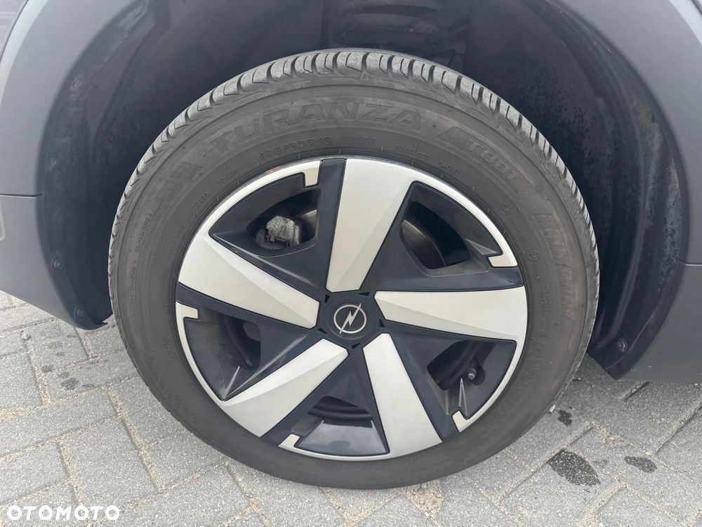 Opel Crossland X - 8