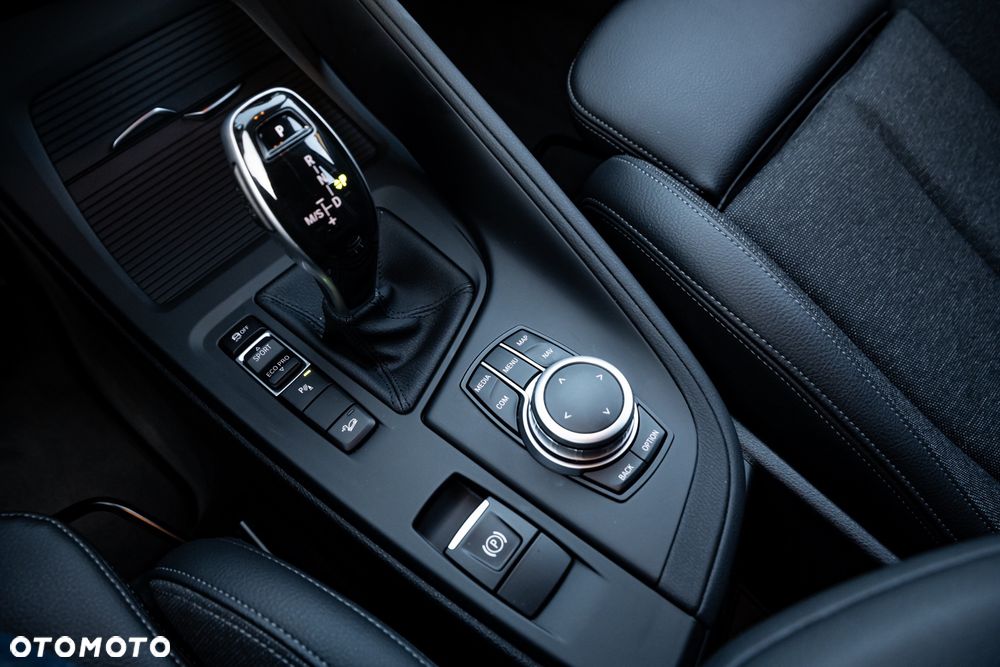 BMW X1 xDrive20i Sport - 39