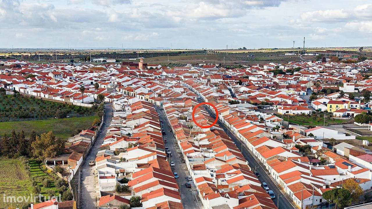 Moradia T1 para venda - Grande imagem: 2/14