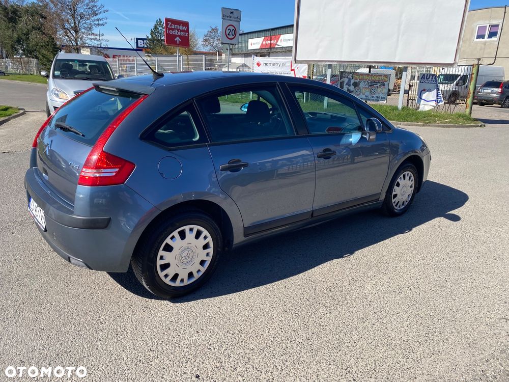 Citroën C4 1.6 16V Confort - 34