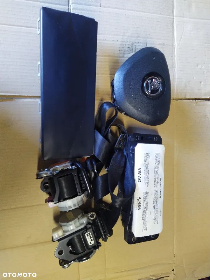 Airbag kierowcy pasażera pasy skoda octavia 3