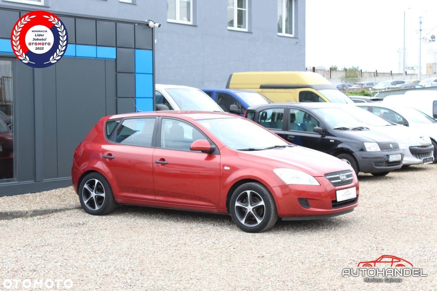 Kia Ceed - 1