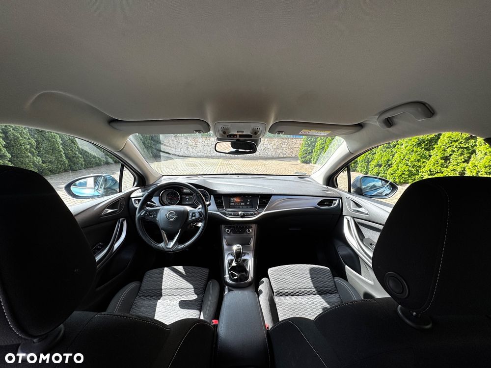 Opel Astra 1.6 CDTI Cosmo - 9