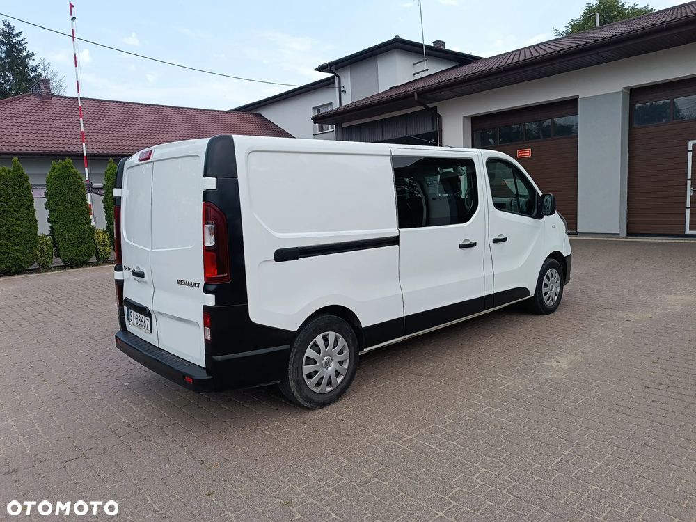 Renault Trafic - 12