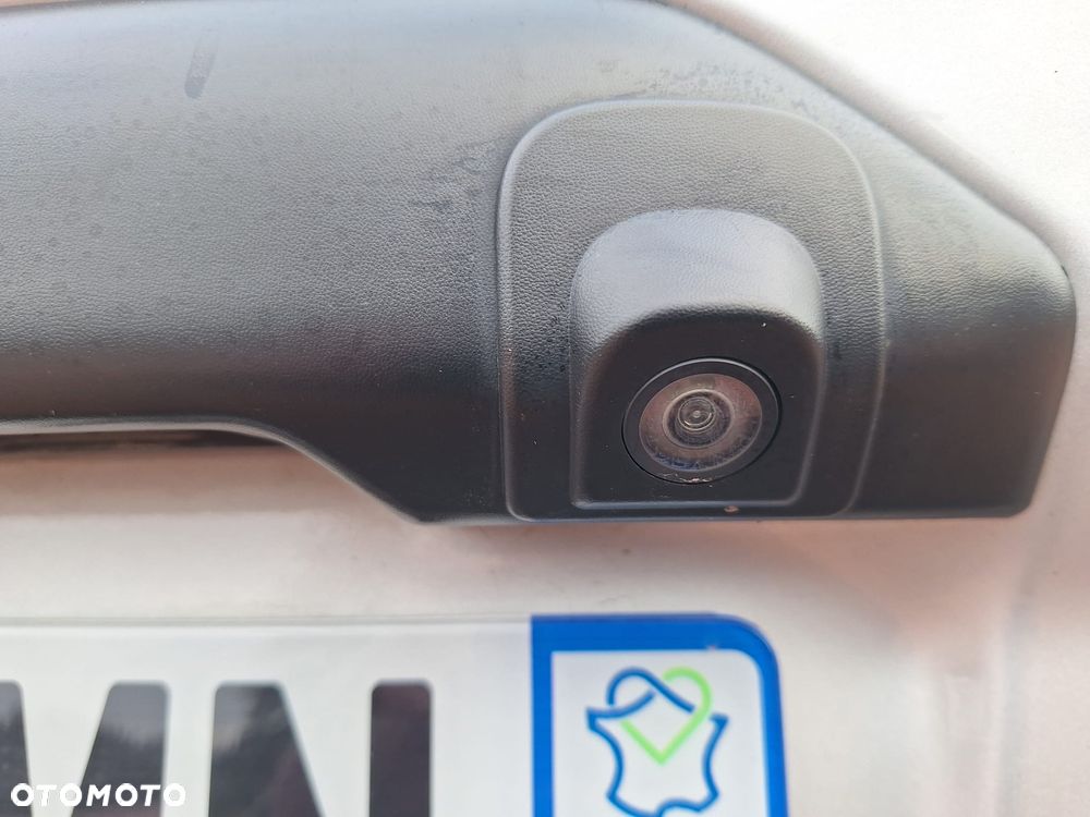 Ford Transit Connect - 13