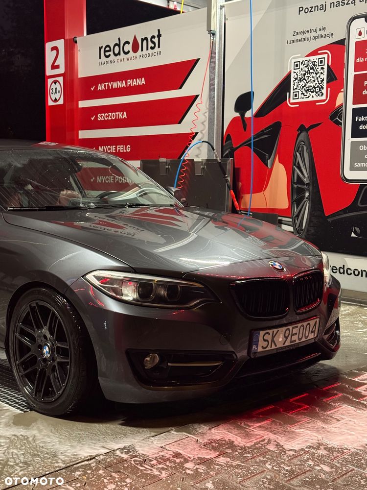 BMW Seria 2 220d xDrive Sport Line - 3