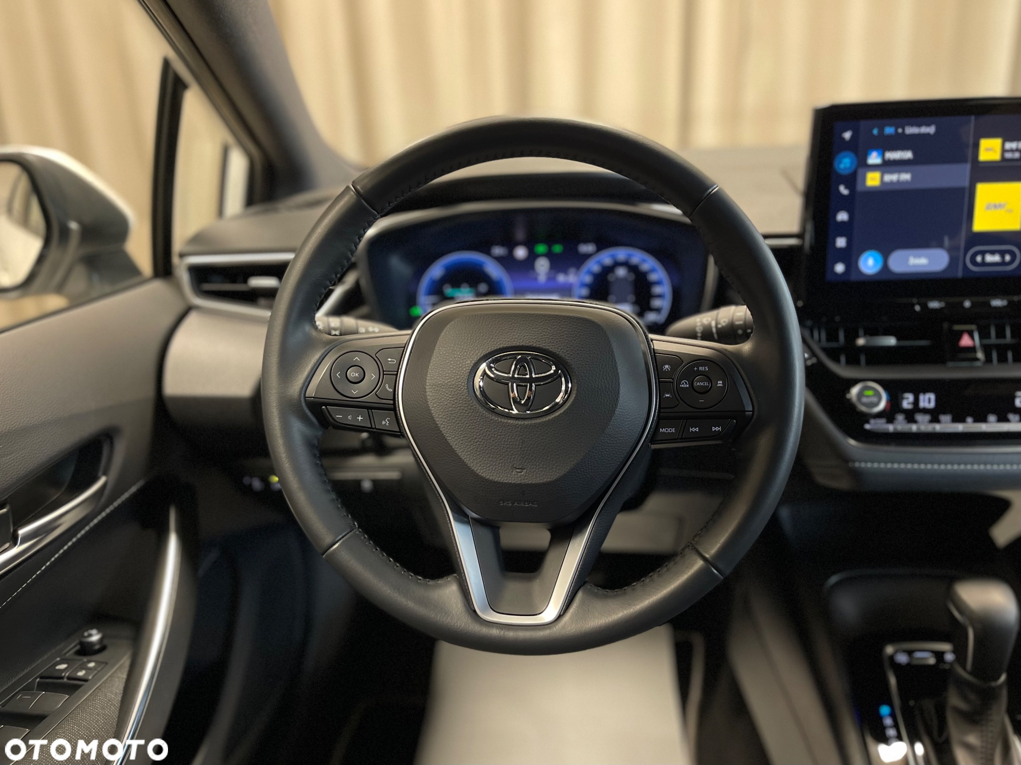 Toyota Corolla 1.8 Hybrid Comfort - 9
