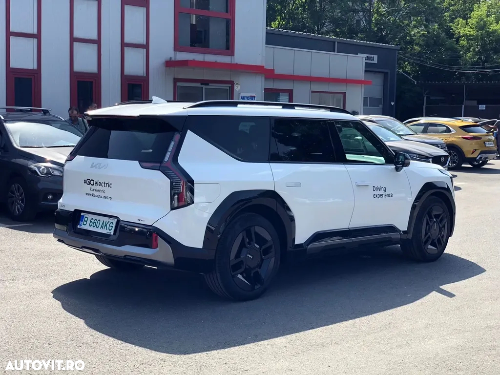 Kia EV9 - 13