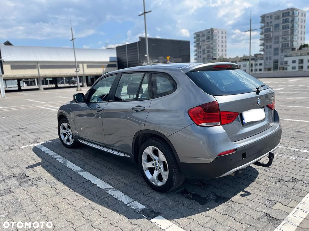 BMW X1 xDrive18d xLine - 4