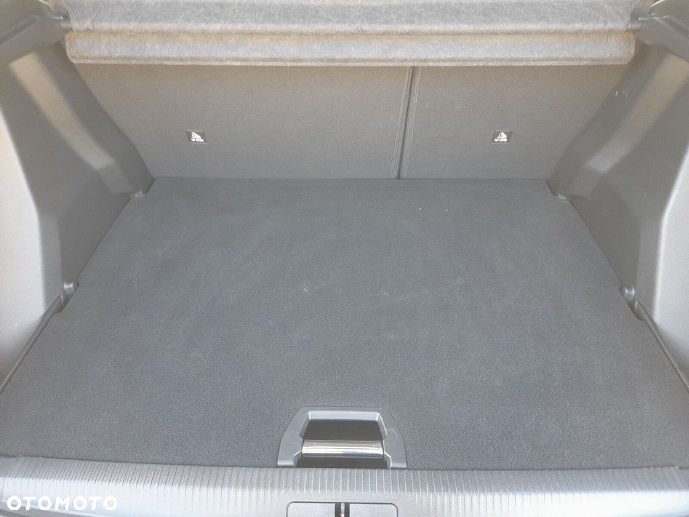 Peugeot 2008 1.2 PureTech Allure S&S EAT8 - 21