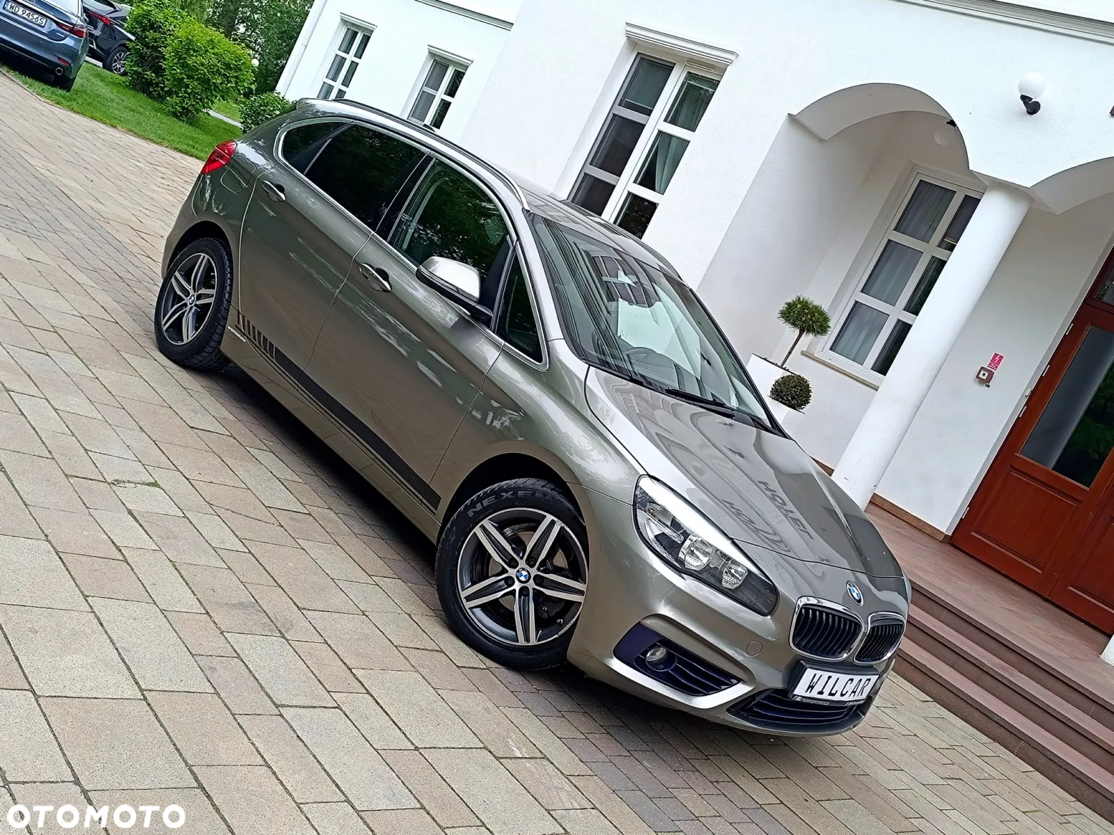 BMW Seria 2 218d Sport Line - 10