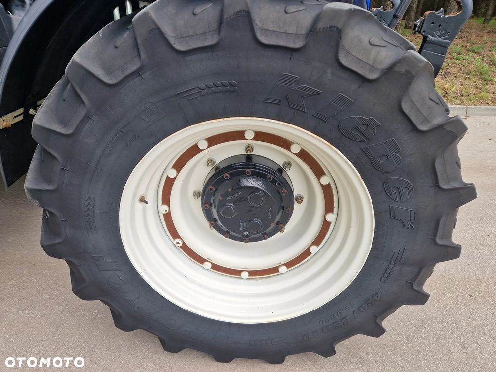 New Holland T7.200 AUTOCOMMAND - 21