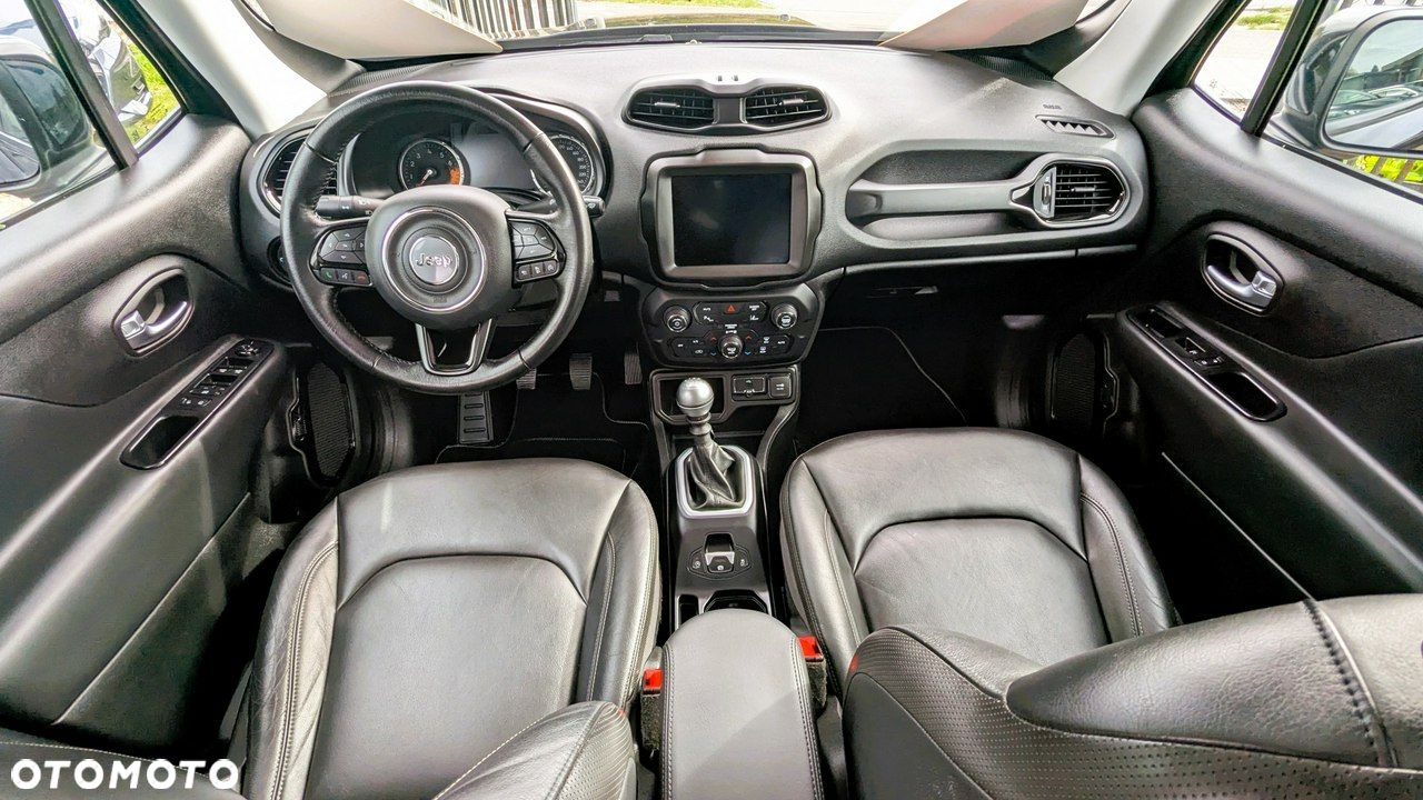 Jeep Renegade - 21