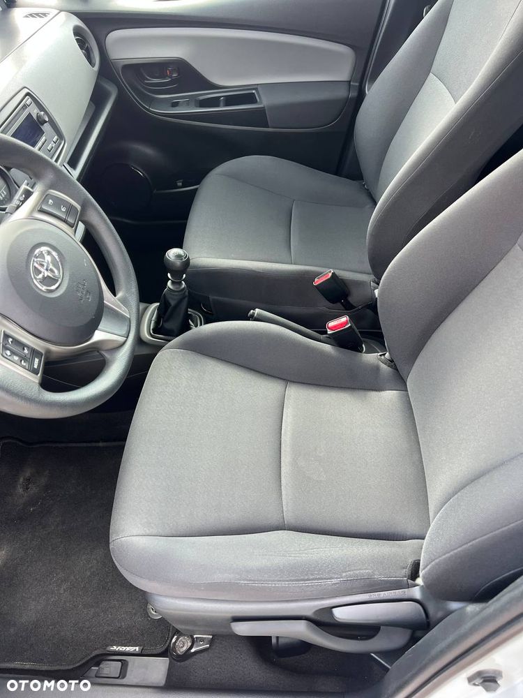 Toyota Yaris 1.5 Active - 9