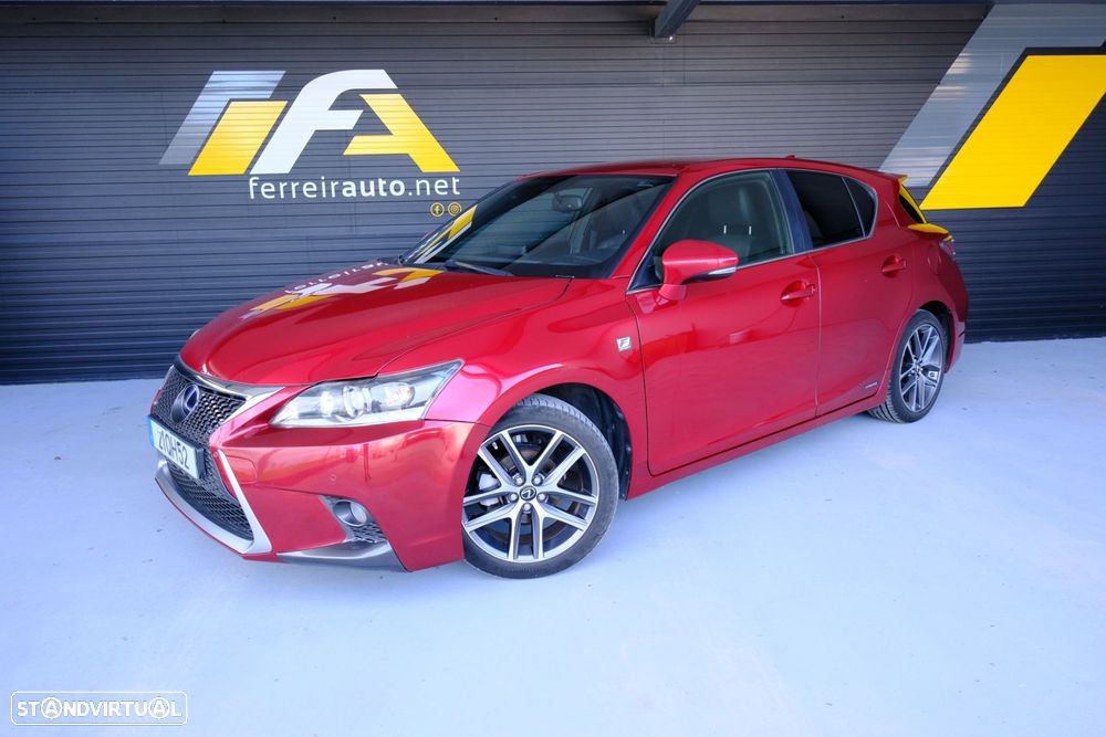 Lexus CT 200h - 1