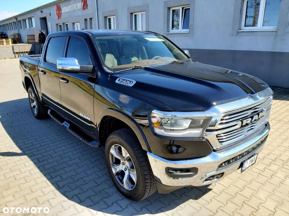 RAM 1500 Crew Cab Shortbed Laramie - 16