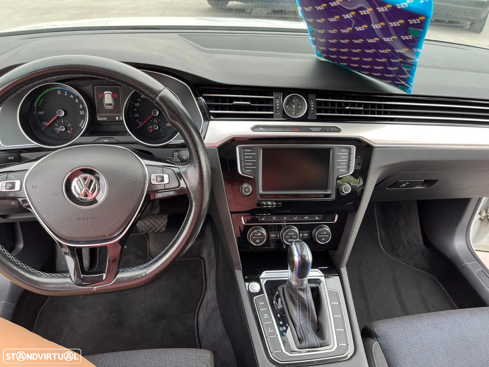 VW Passat 1.4 TSI Plug-In-Hybrid DSG GTE - 12