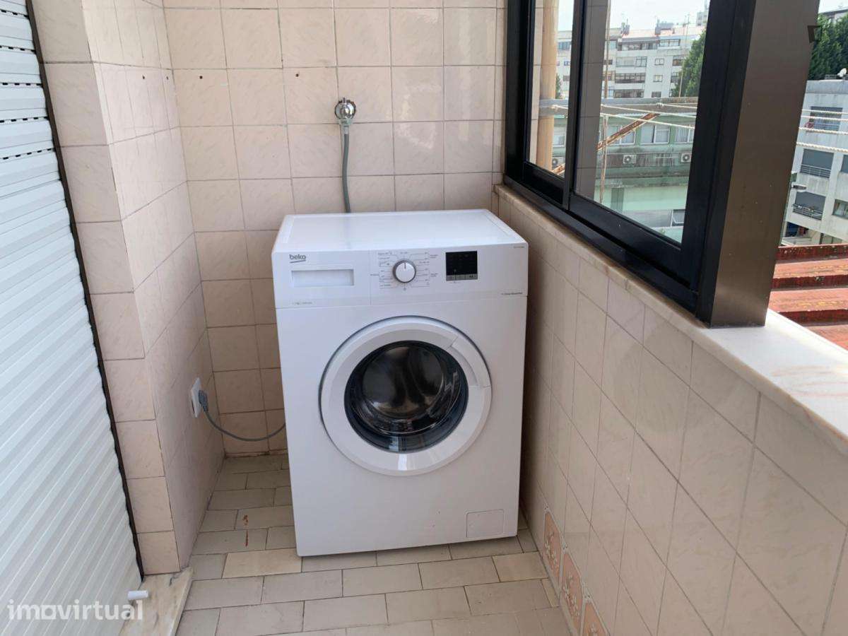 Quarto - localizado em Paranhos Porto - Grande imagem: 4/9