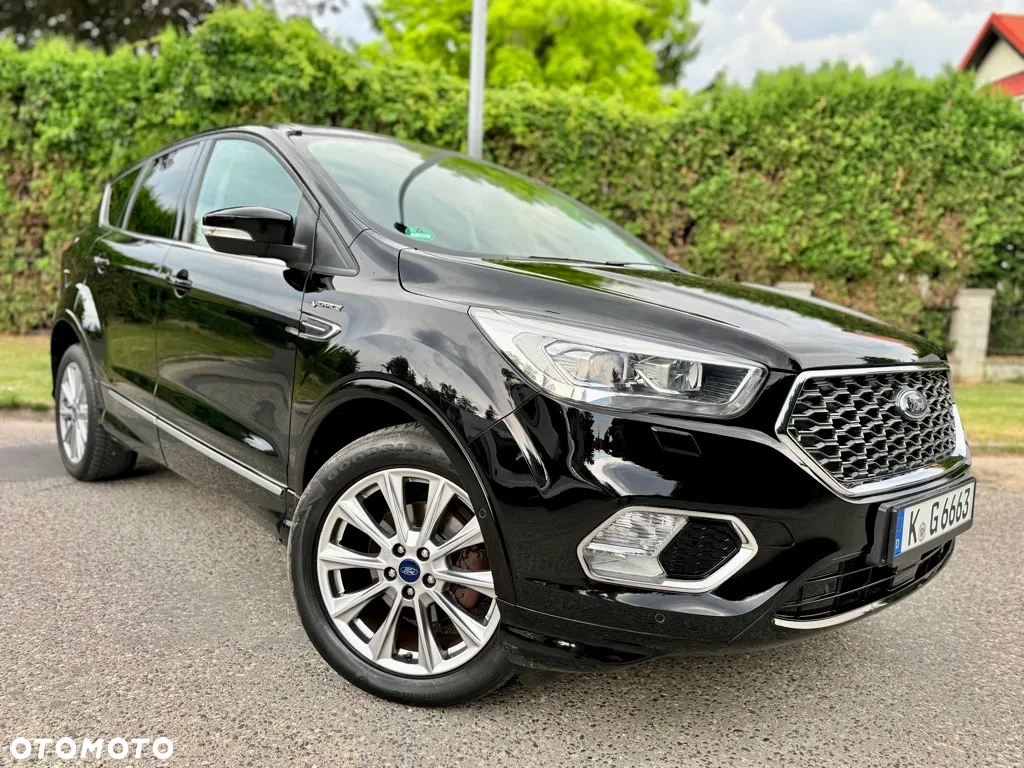 Ford Kuga 1.5 EcoBoost 2x4 Vignale - 2
