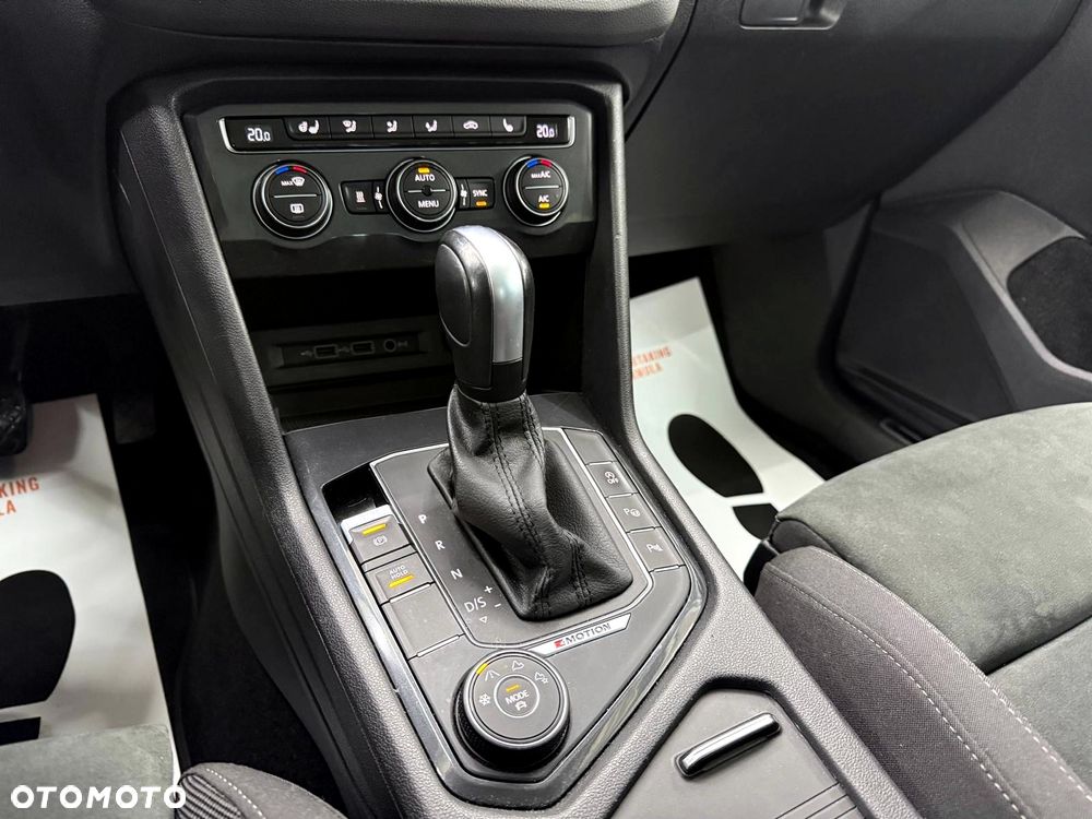 Volkswagen Tiguan 2.0 TDI SCR 4MOTION DSG Highline - 23