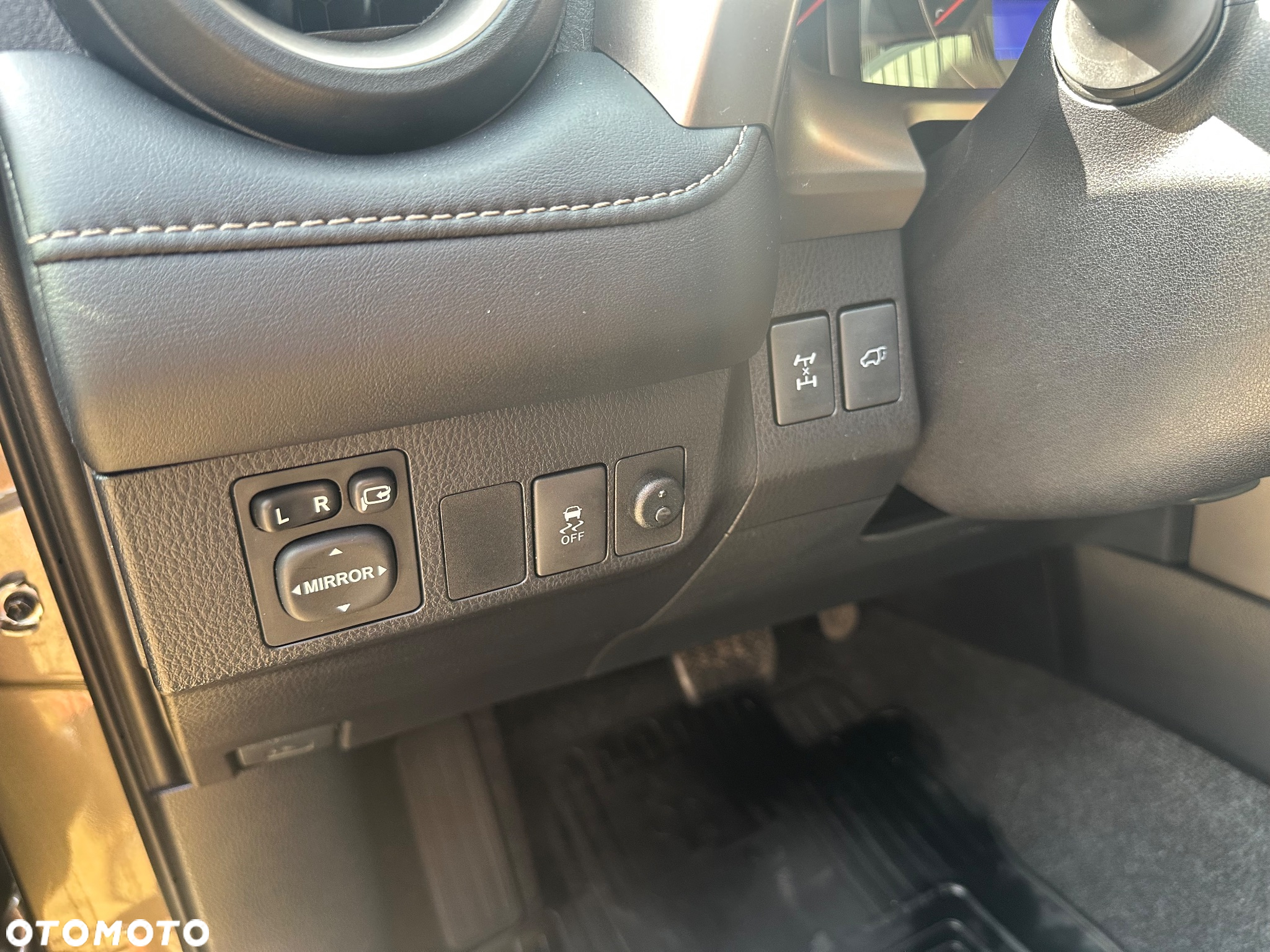 Toyota RAV4 - 21
