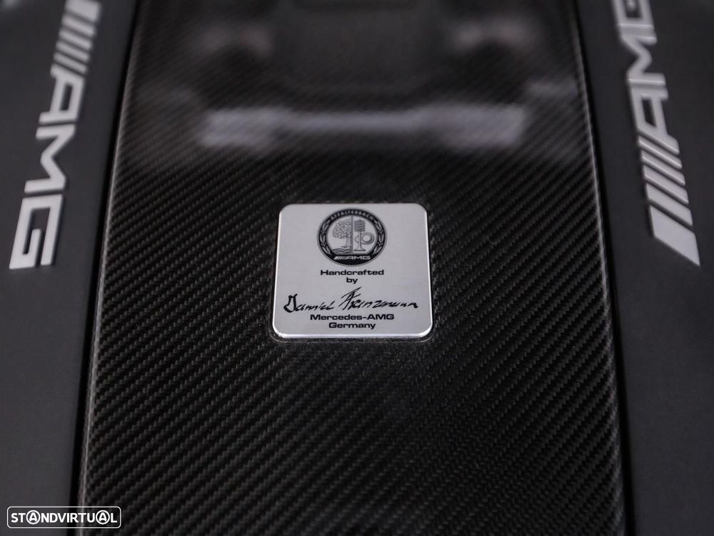 Mercedes-Benz AMG GT R - 18