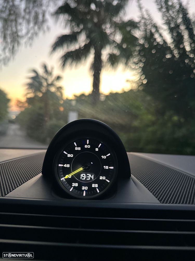 Porsche Panamera Sport Turismo 4 E-Hybrid - 21