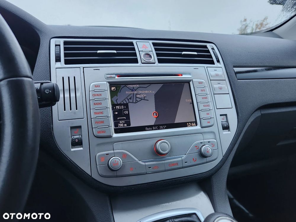 Ford Kuga 2.0 TDCi 4x4 Titanium - 11