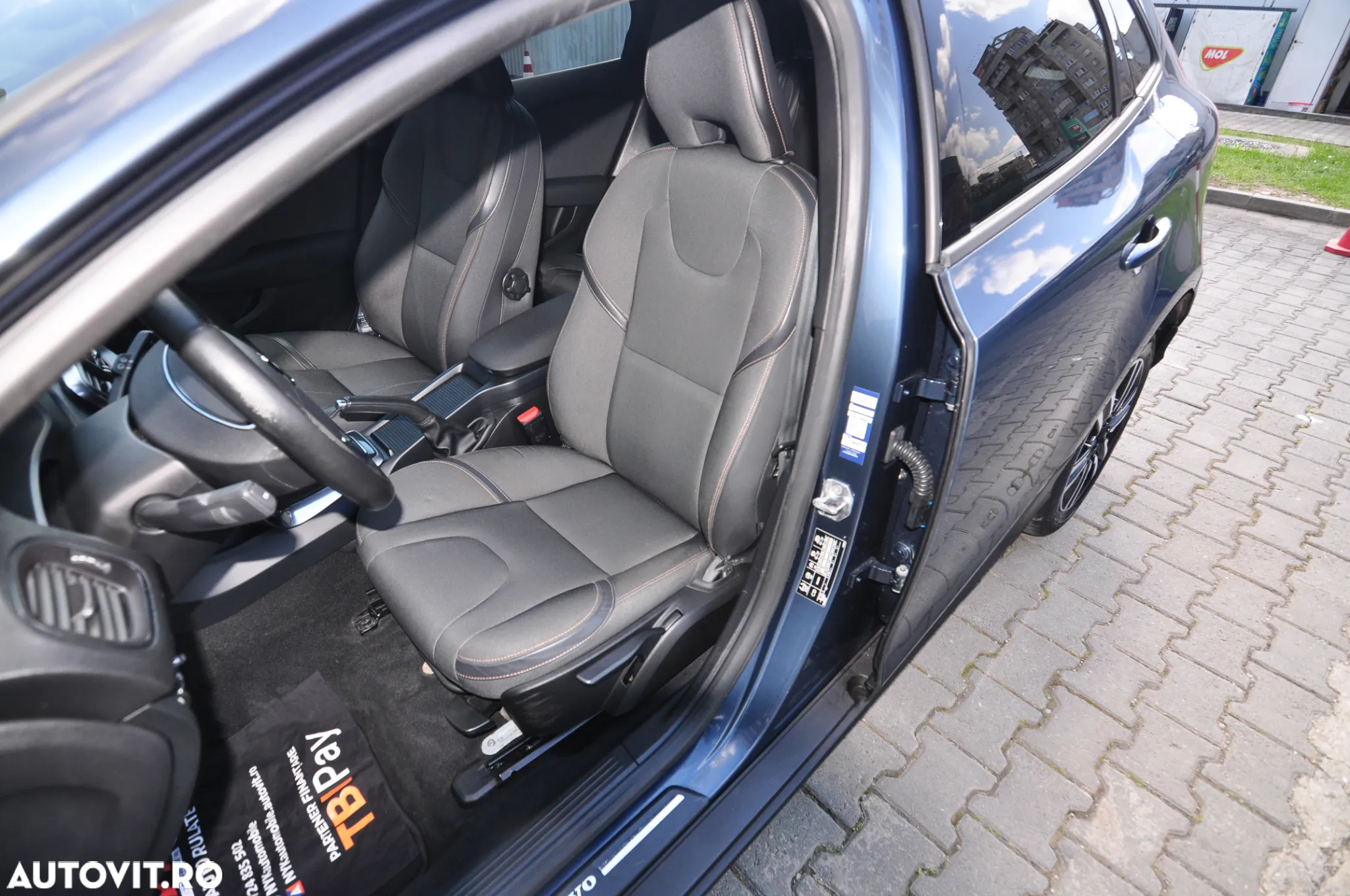 Volvo V40 Cross Country D2 Geartronic - 6