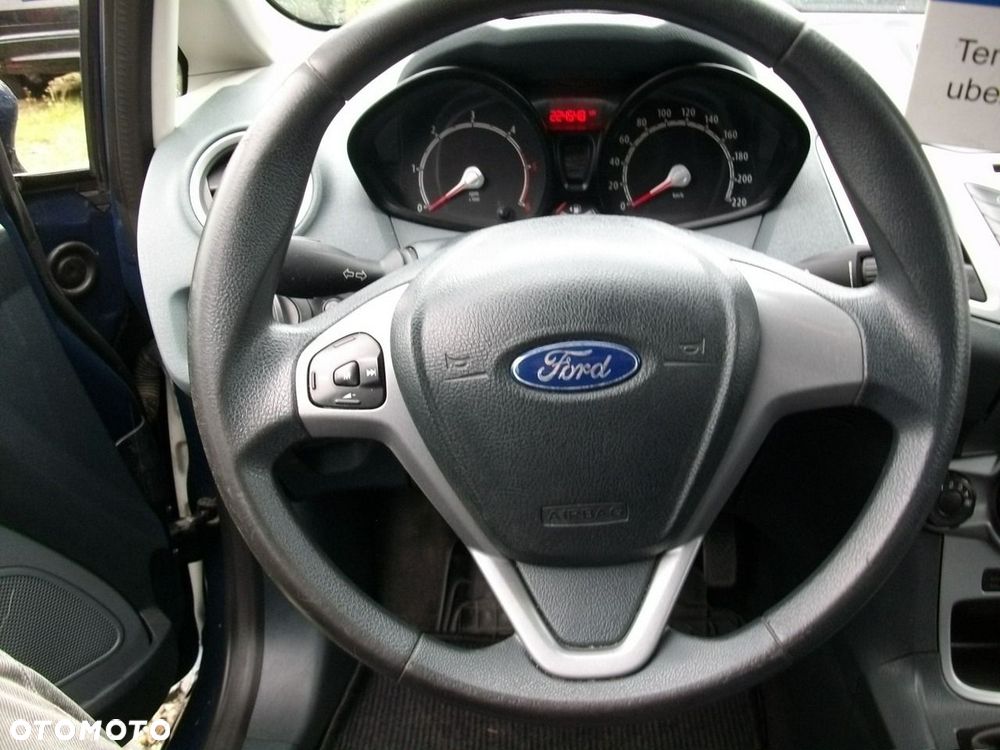 Ford Fiesta - 7