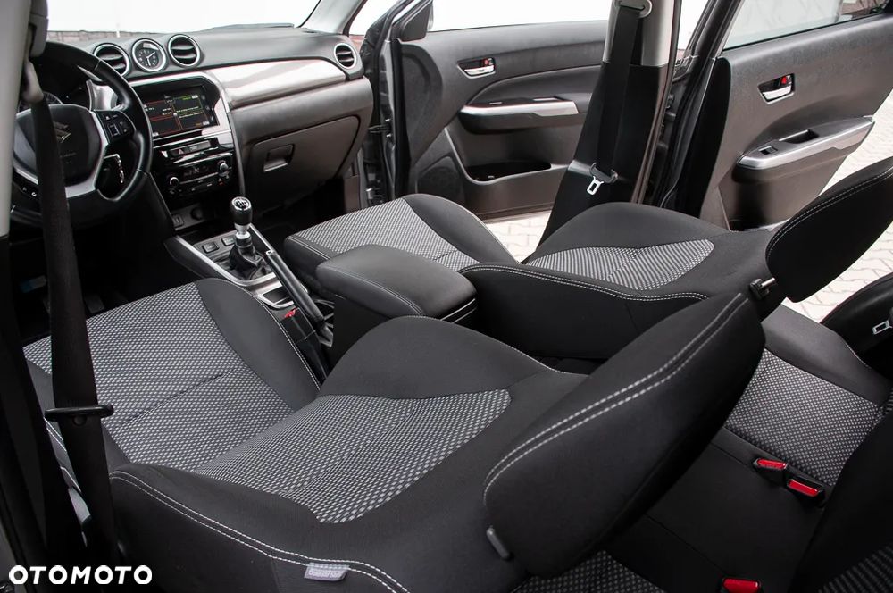 Suzuki Vitara - 26