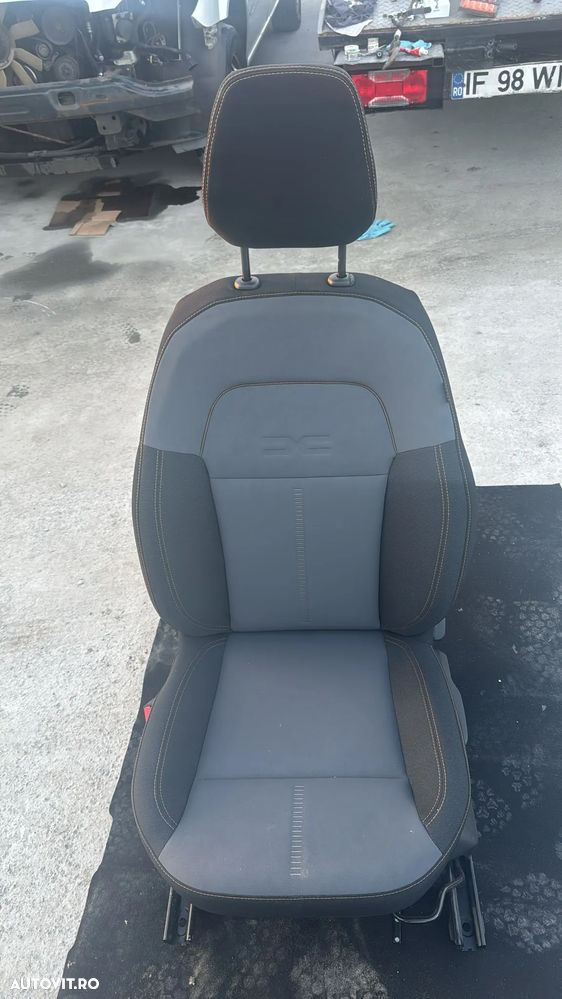SCAUN INTERIOR STANGA DACIA JOGGER,