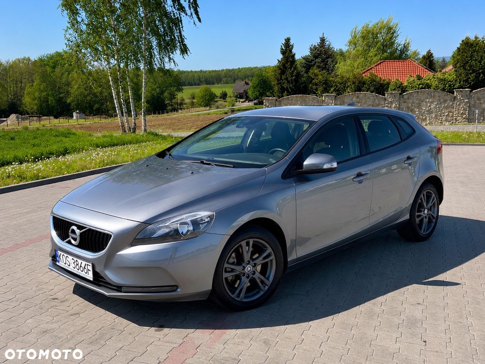 Volvo V40 D2 Kinetic - 1