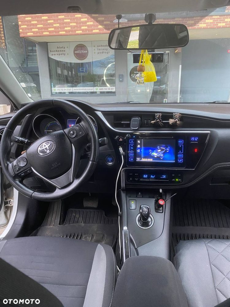 Toyota Auris Hybrid 135 Active - 18