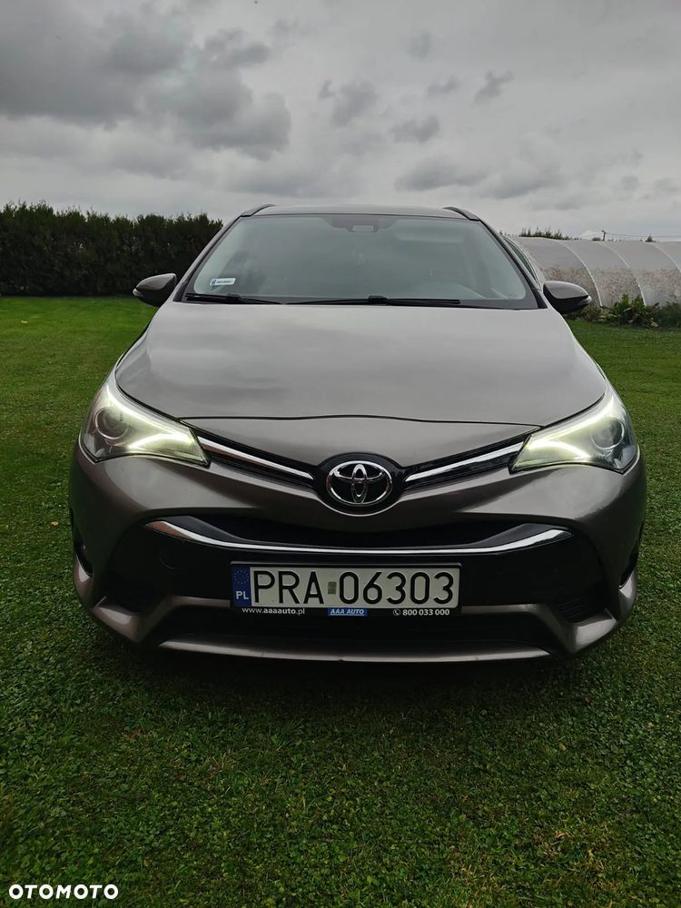 Toyota Avensis 1.8 Active MS - 6
