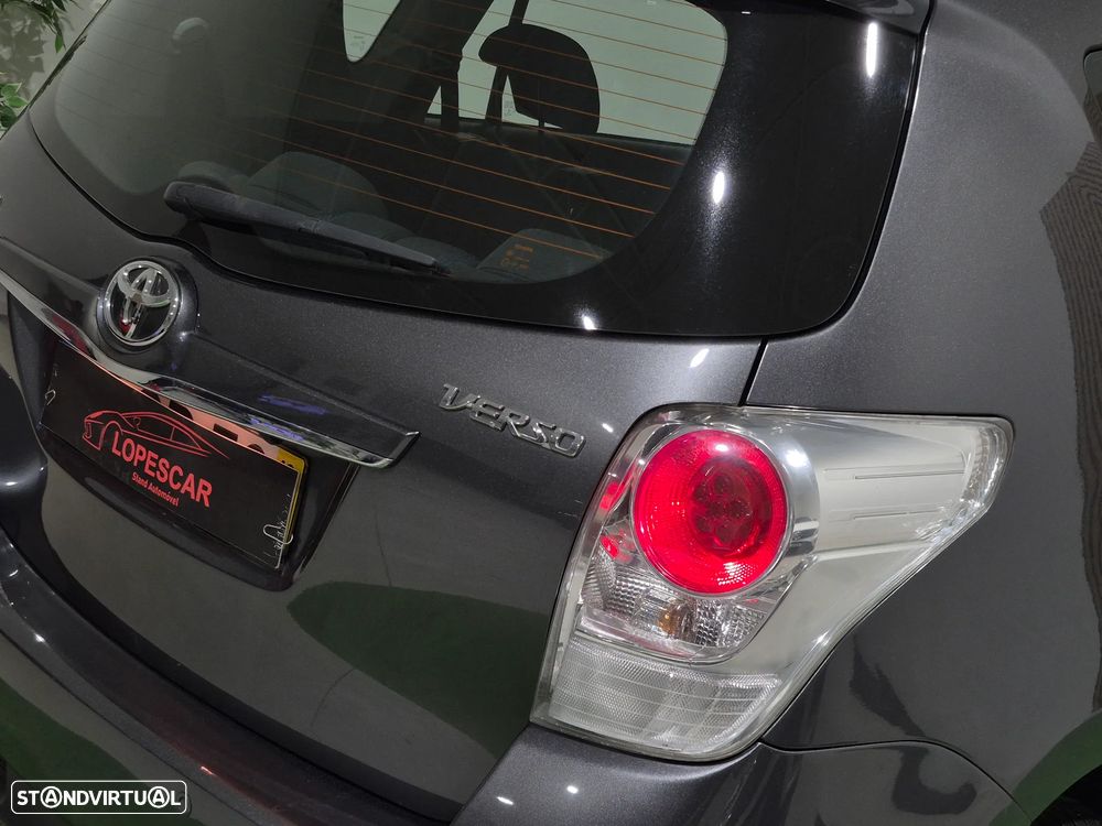 Toyota Verso 1.6 D-4D Comfort - 8