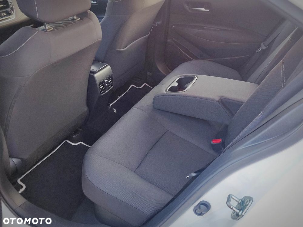 Toyota Corolla 1.8 Hybrid GPF Comfort - 8