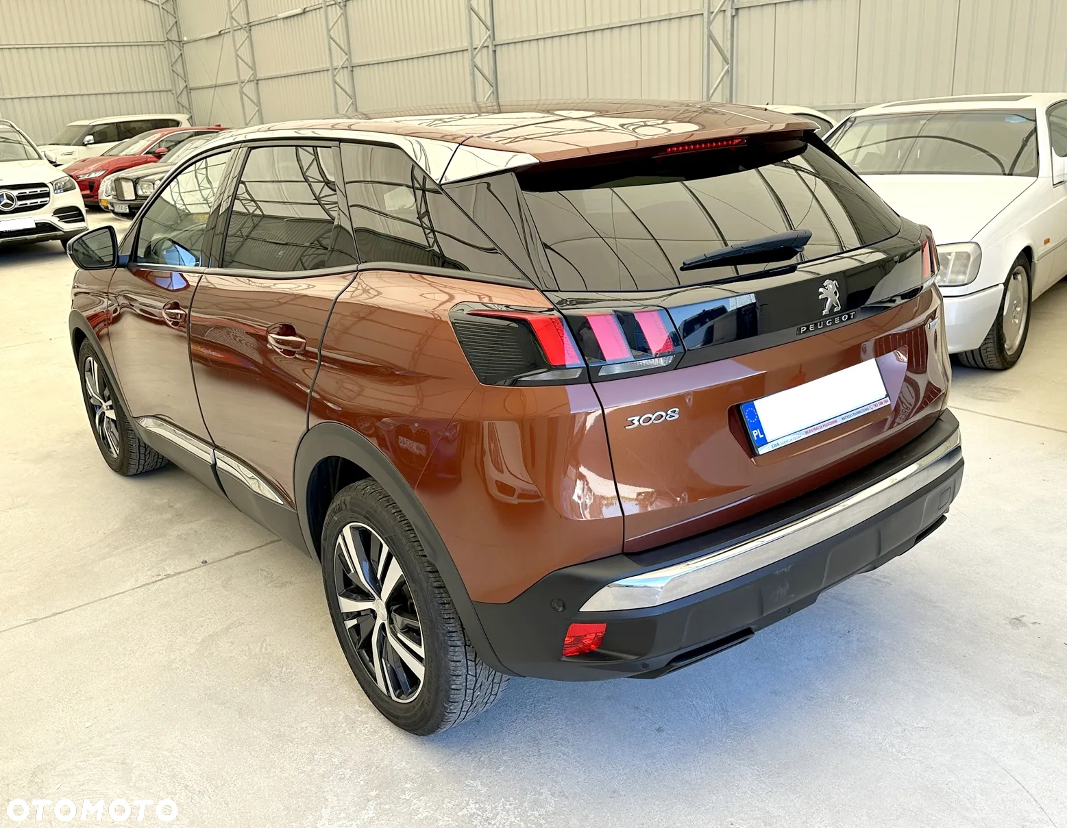 Peugeot 3008 1.2 PureTech GPF Active S&S EAT8 - 4