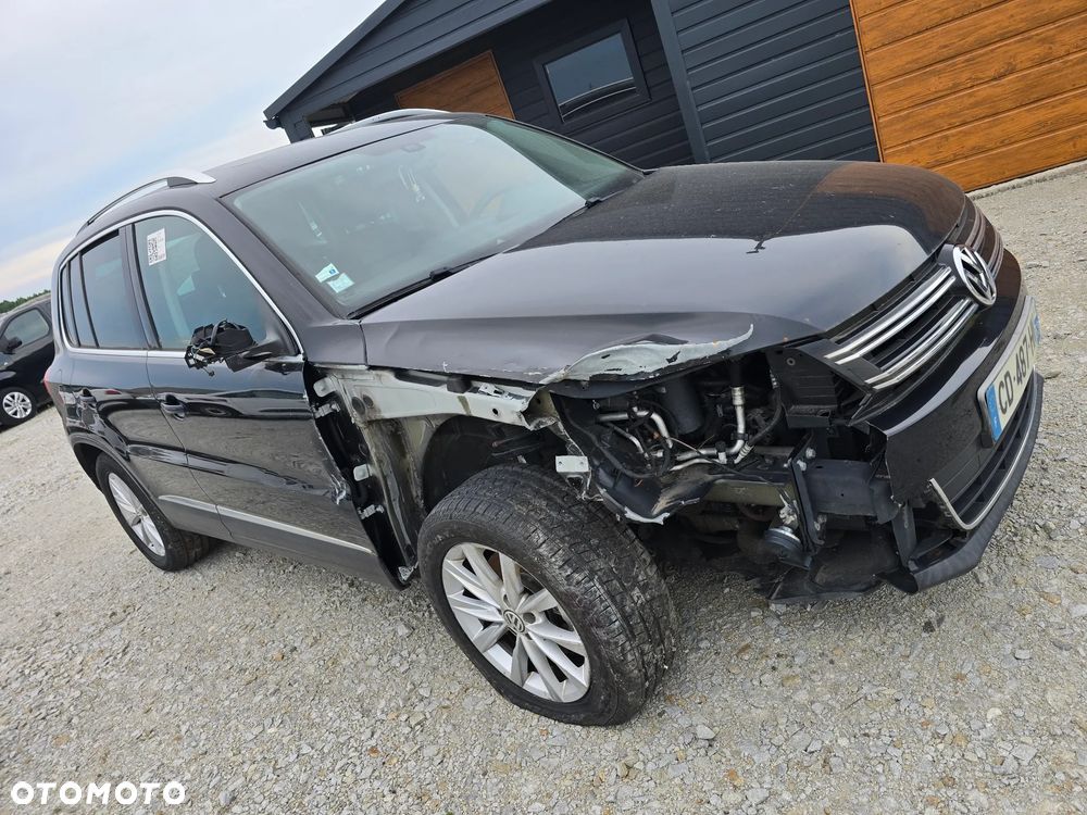 Volkswagen Tiguan 2.0 TDI DPF BlueMotion Technology Exclusive - 5