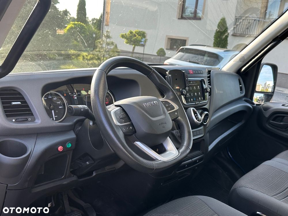 Iveco Daily 50-180 2023 Rok Chłodnia 8 palet + winda Himatic - 10